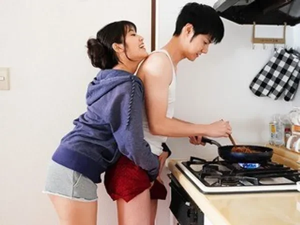 Lén đụ mẹ kế trong lúc bố ngủ say